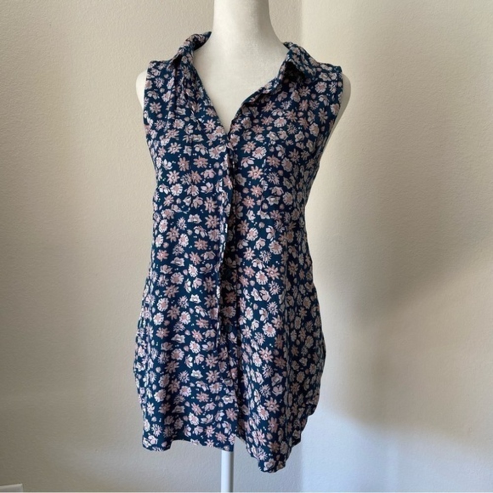 Velvet Heart Floral Button Up Tank